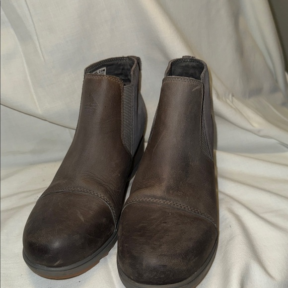 Sorel Gray Winter Boots - Picture 11 of 12